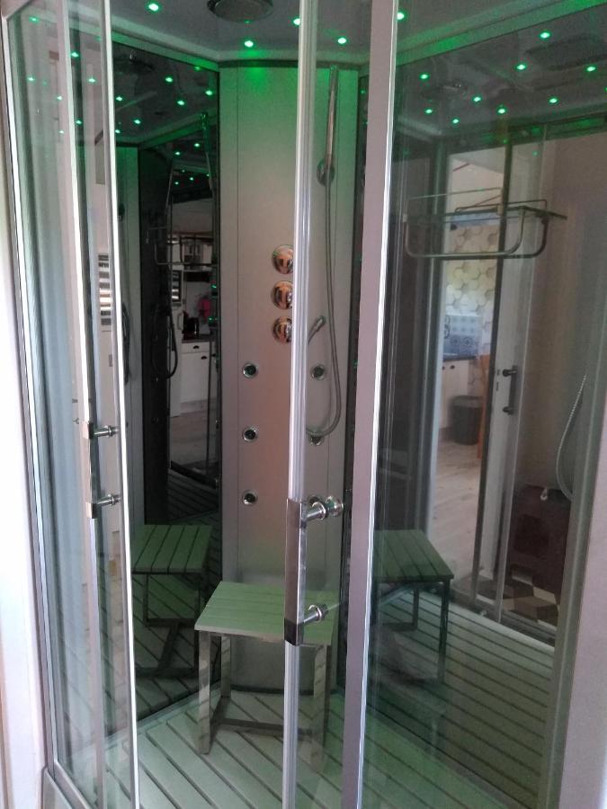 Le Haut Village Chambre D'Hotes Mobi-Loft Cosy Sauna ,Douche ,Chromotherapie Arrest Экстерьер фото